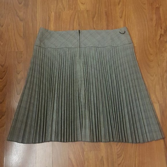 Women's Pleated Checkered Skirt from BEDO - Picture 2 of 3